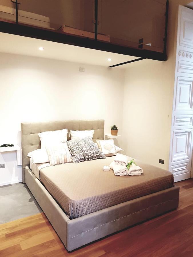 Via Roma Apartment Deluxe Salerno Zewnętrze zdjęcie